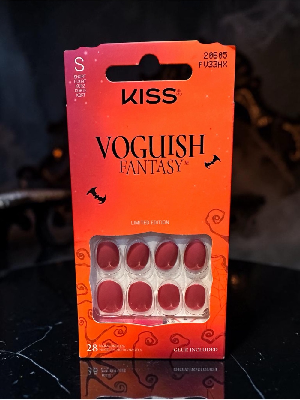 KISS Voguish Fantasy Short Press-On Nails — Red
